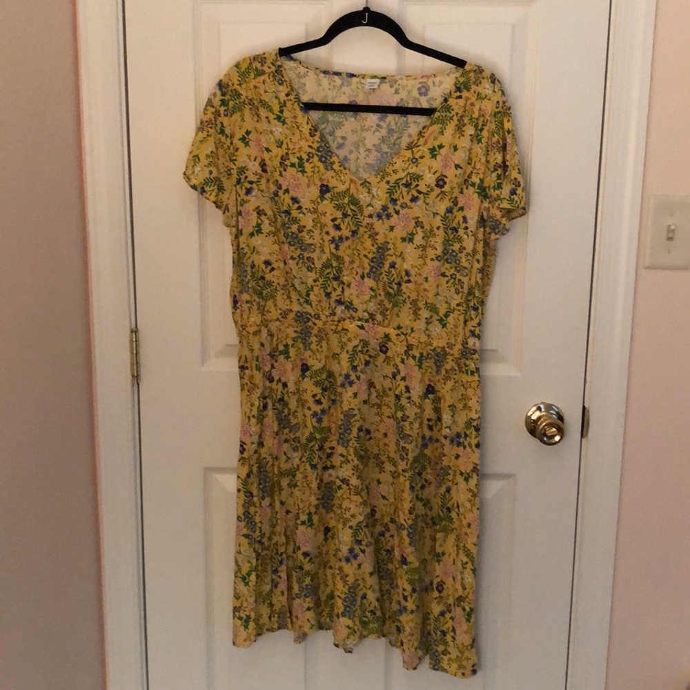 Old Navy Floral Dress